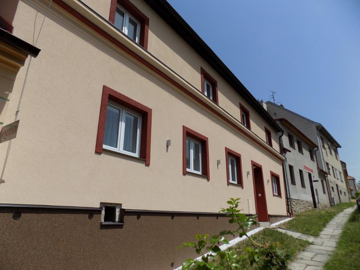 Ubytovani Apartmany Ferencikova Nove Hrady  Exterior photo